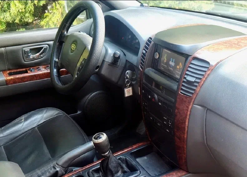 Kia Sorento 2004 - 8