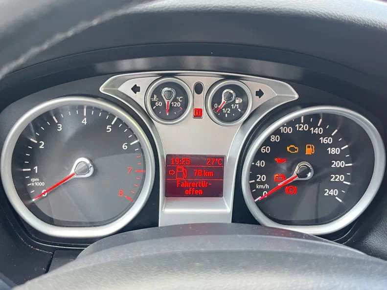Ford Focus 2008 - 3