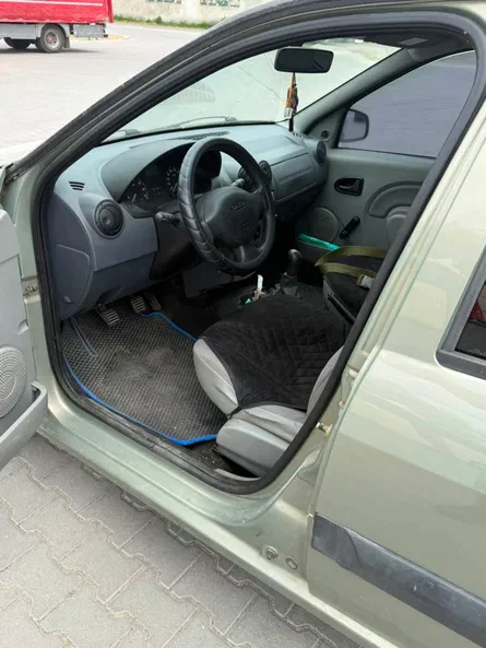 Dacia Logan 2007 - 3