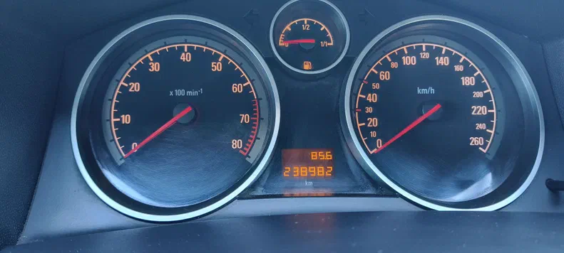 Opel Astra 2004 - 7