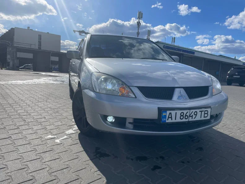 Mitsubishi Lancer 2011 - 6