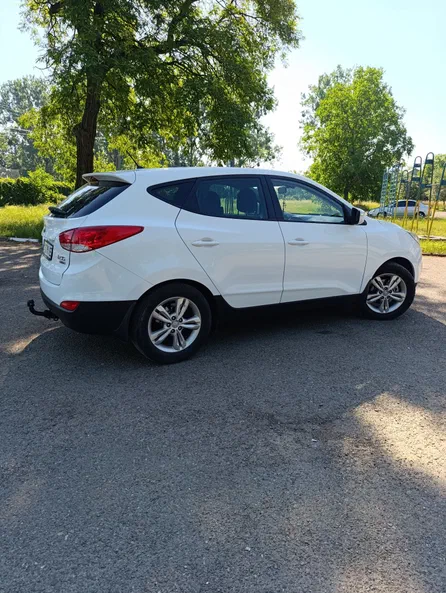 Hyundai ix35 2011 - 12