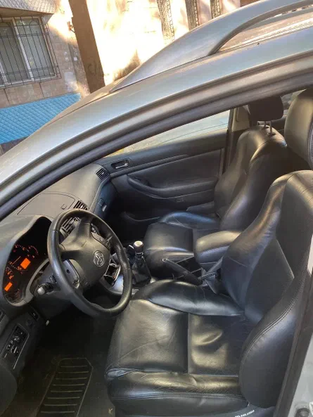 Toyota Avensis 2008 - 0
