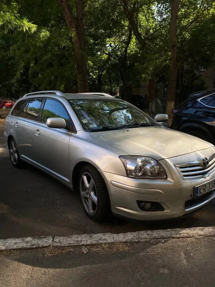 Toyota Avensis 2008 - 1