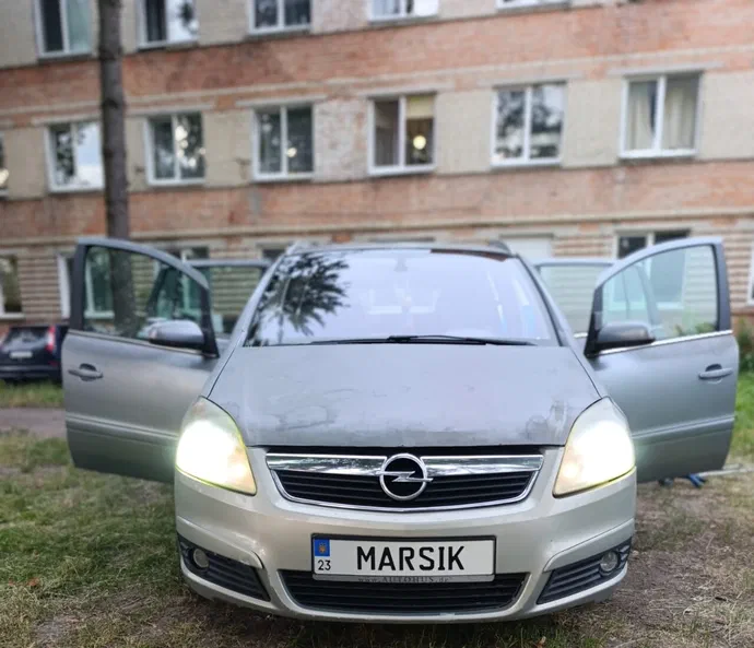 Opel Zafira 2006 - 2