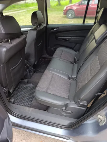 Opel Zafira 2006 - 10