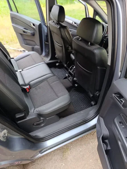 Opel Zafira 2006 - 12