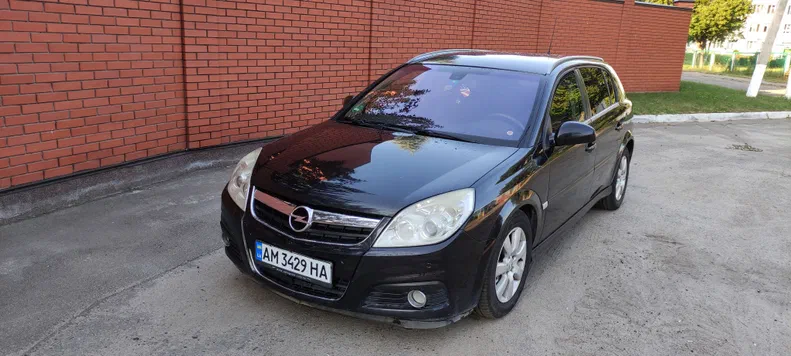 Opel Signum 2007 - 1