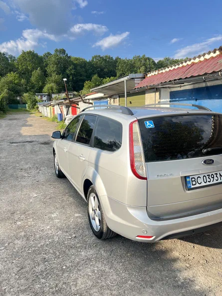 Ford Focus 2008 - 13