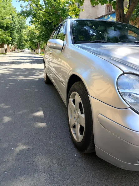Mercedes-Benz C-Клас 2002 - 12