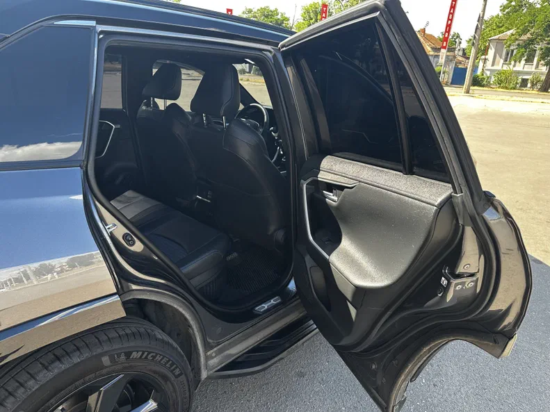 Toyota RAV4 2020 - 2