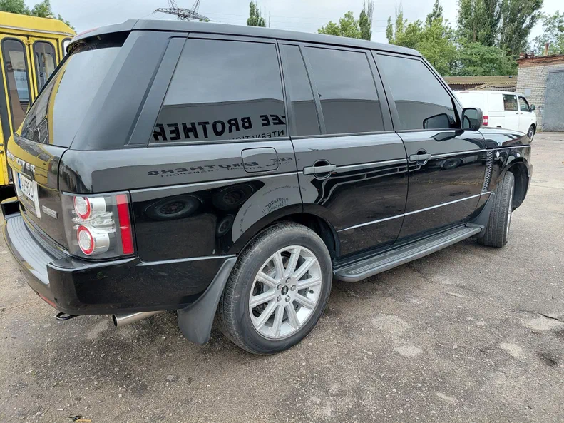 Land Rover Range Rover 2010 - 9
