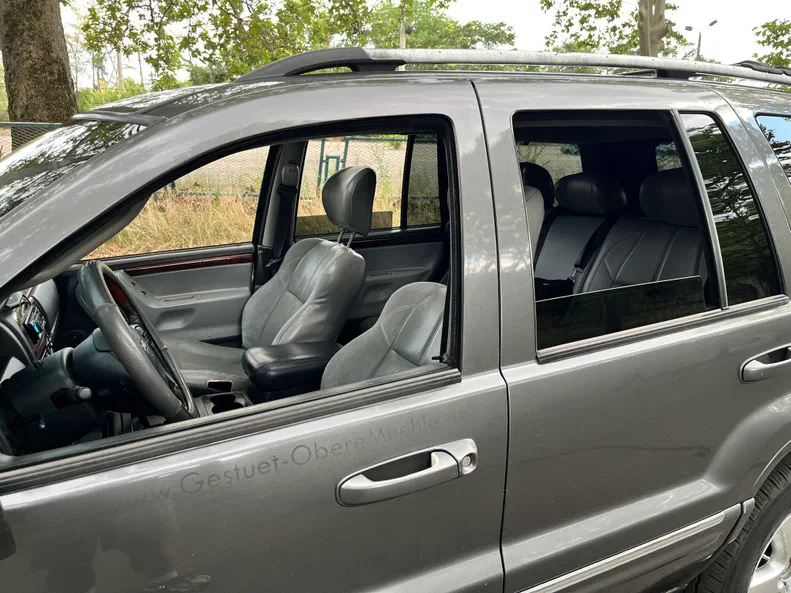 Jeep Grand Cherokee 2004 - 15