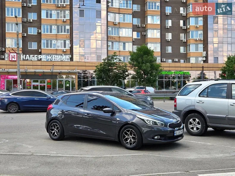 Kia Ceed 2012 - 4