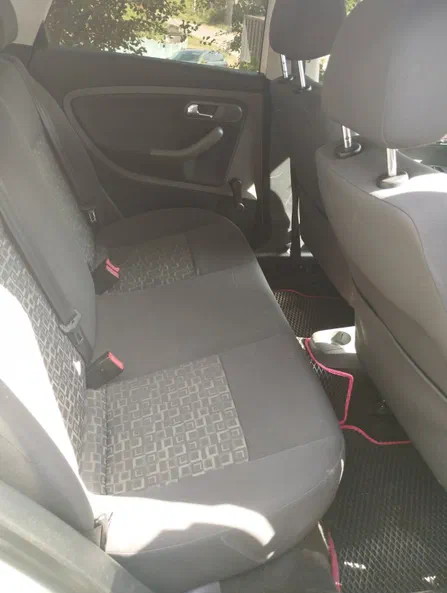 SEAT Ibiza 2009 - 6