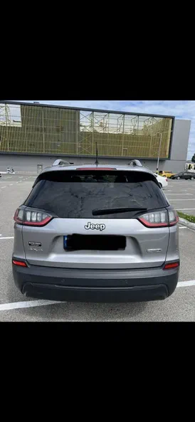 Jeep Cherokee 2020 - 3