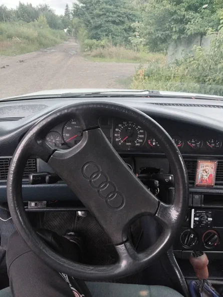 Audi 100 1987 - 6