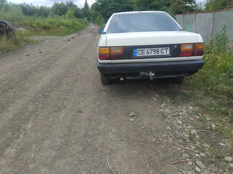 Audi 100 1987 - 4