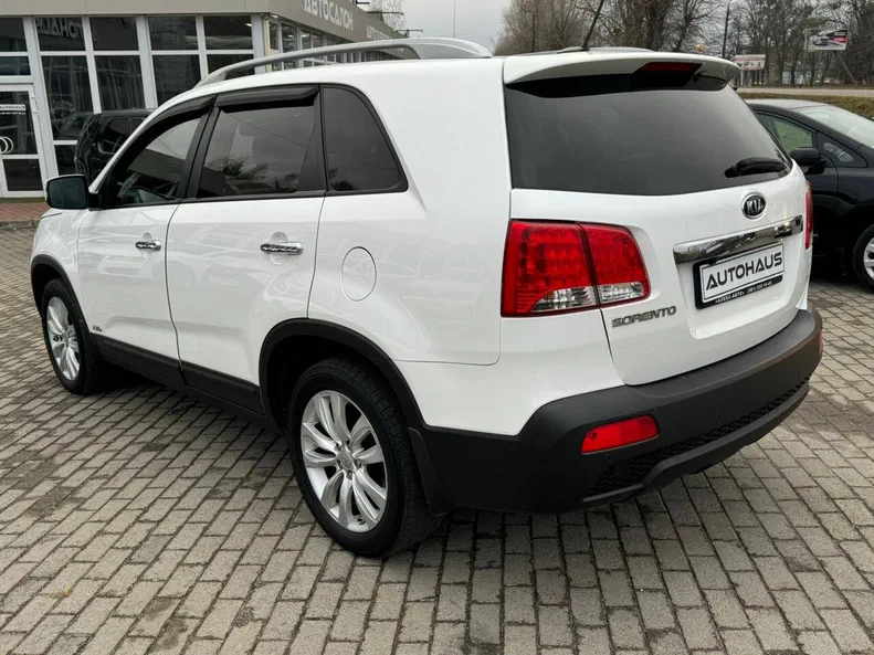 Kia Sorento 2011 - 3