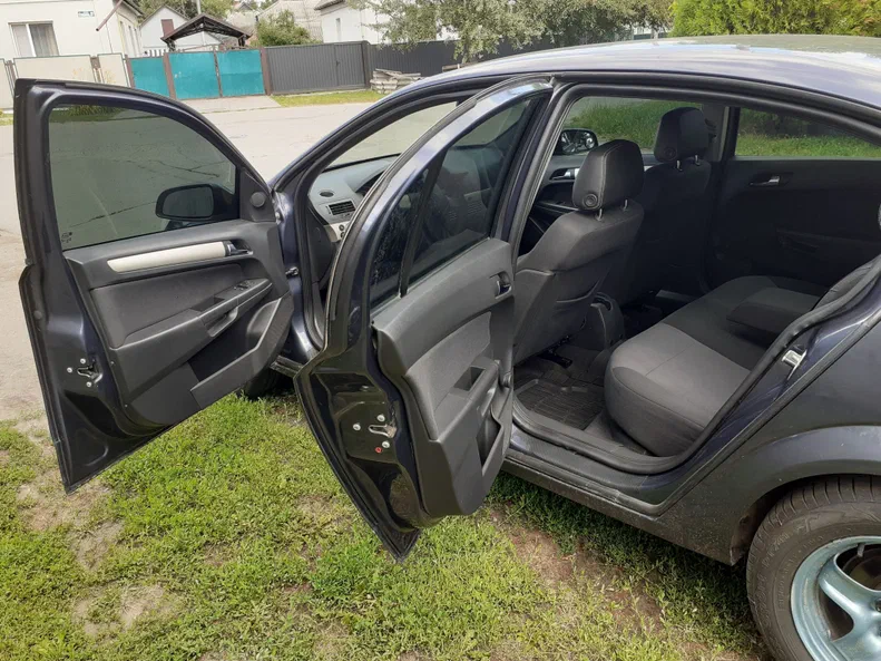 Opel Astra 2008 - 5