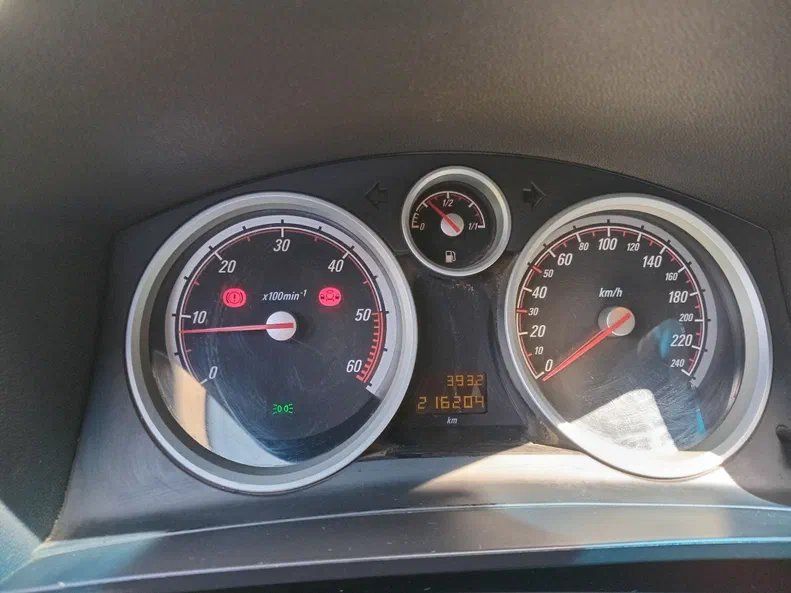 Opel Zafira 2008 - 11