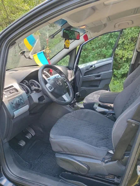 Opel Zafira 2008 - 6
