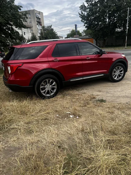 Ford Explorer 2021 - 2