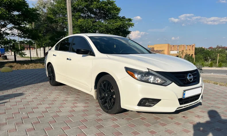Nissan Altima 2018 - 3