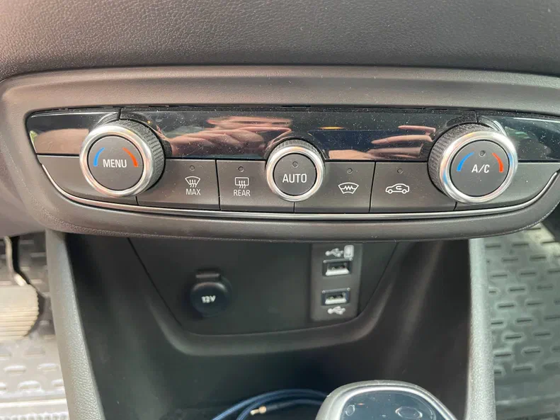 Opel Crossland X 2024 - 15