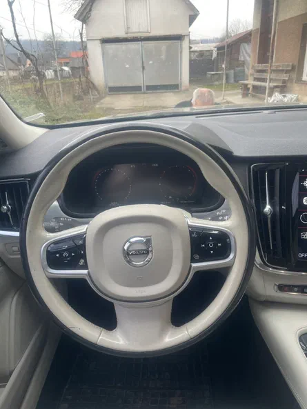 Volvo V90 2017 - 9
