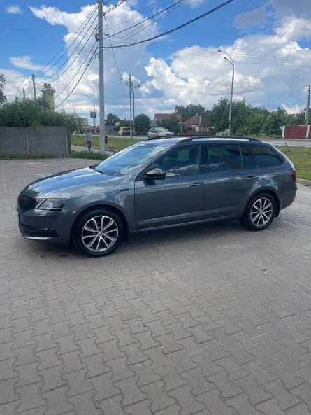 Skoda Octavia 2017 - 1