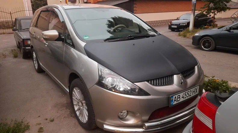 Mitsubishi Grandis 2006 - 0