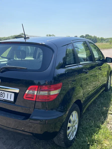 Mercedes-Benz B-Клас 2011 - 11