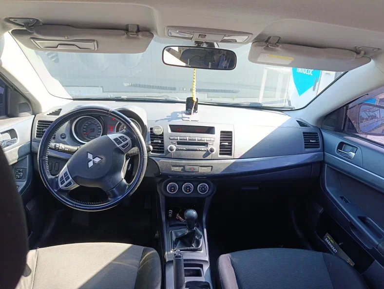 Mitsubishi Lancer 2007 - 9