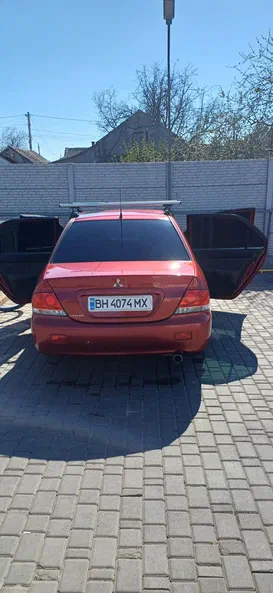 Mitsubishi Lancer 2004 - 5