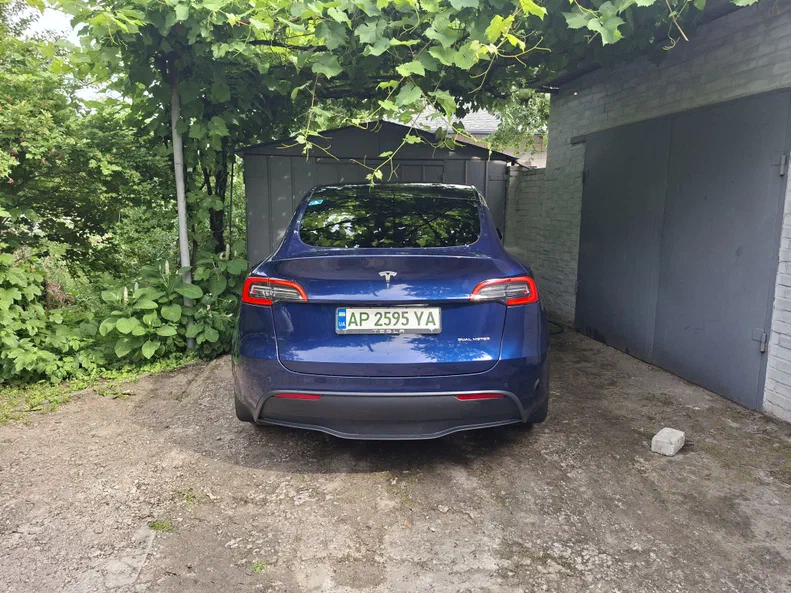 Tesla Model Y 2022 - 21
