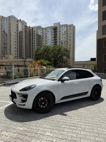 Porsche Macan 2016 - 0