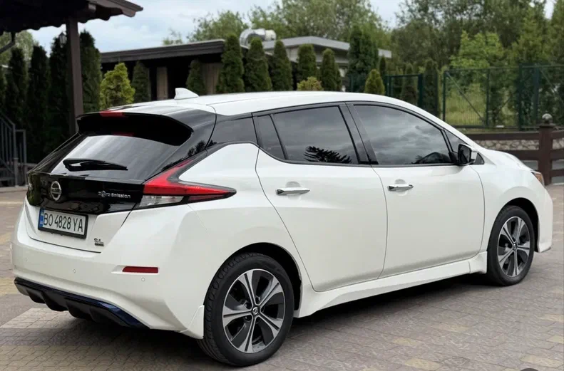 Nissan Leaf 2020 - 5