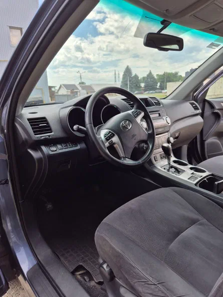 Toyota Highlander 2011 - 3