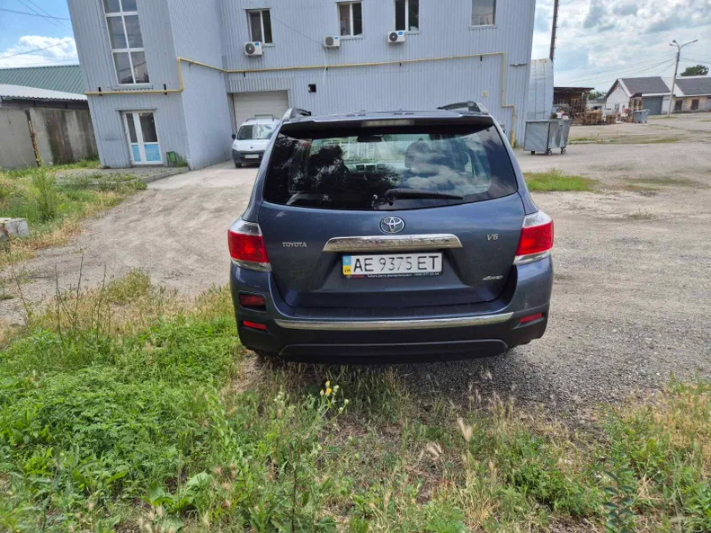 Toyota Highlander 2011 - 2
