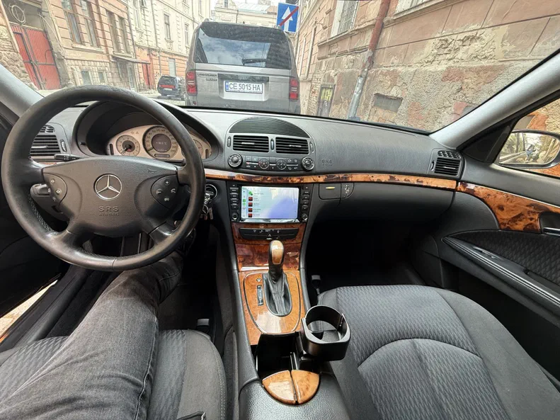 Mercedes-Benz E-Клас 2002 - 4