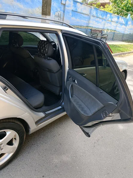 Mercedes-Benz C-Клас 2002 - 17