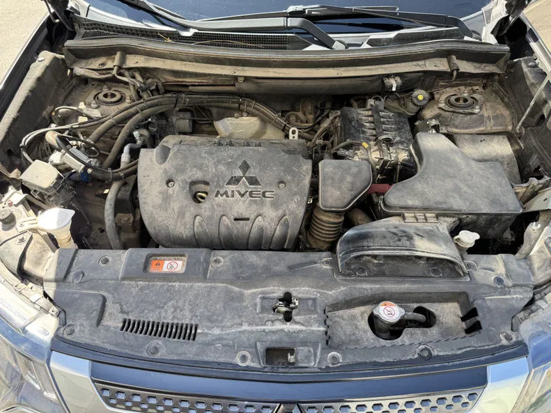 Mitsubishi Outlander 2018 - 10
