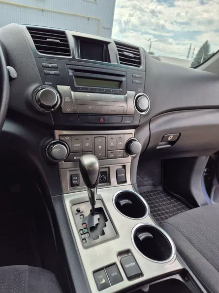 Toyota Highlander 2011 - 5