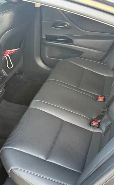 Lexus ES 2019 - 8
