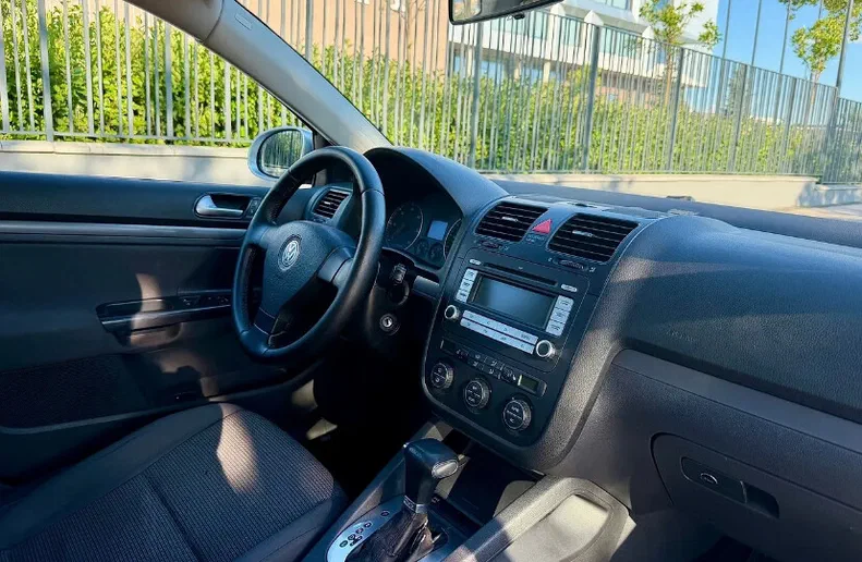 Volkswagen Jetta 2007 - 16