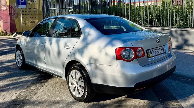 Volkswagen Jetta 2007 - 11