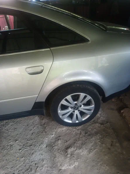 Audi A6 2000 - 5