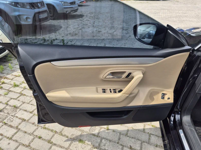 Volkswagen Passat CC 2013 - 6