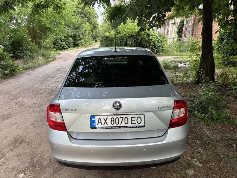 Skoda Rapid 2013 - 20
